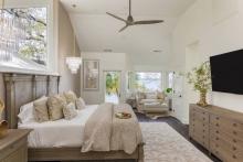 Bedroom in 1 Buck Island