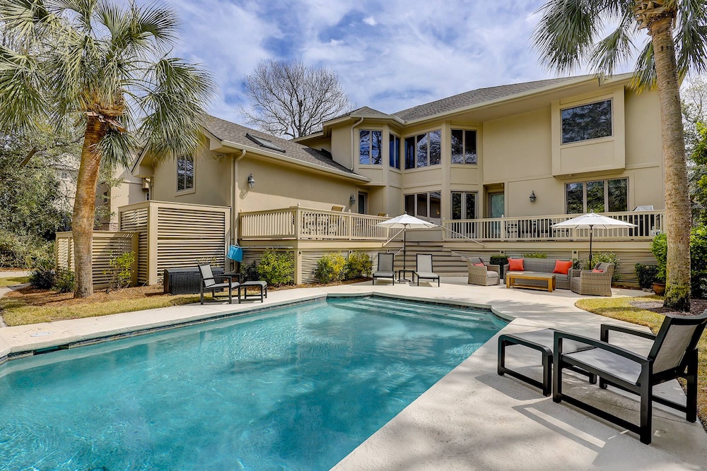 5 Armada by Island Getaway Rentals